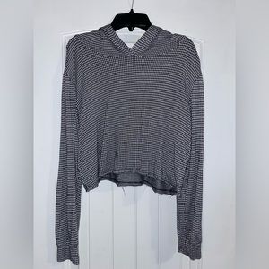 Cropped Gingham/Plaid Pullover